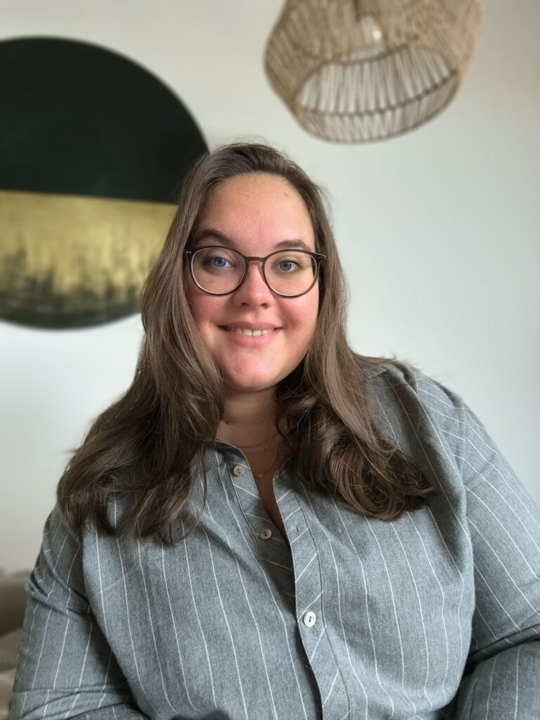 Ein Foto von Antonia Kotthoff mit dem Link zur Seite : mehr über mich